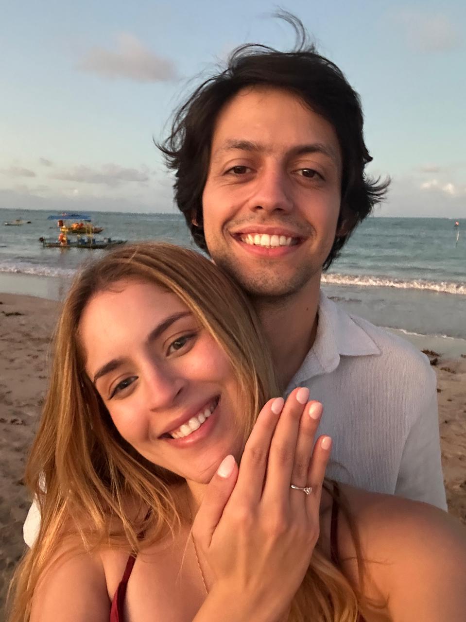 Testimonianze su anelli di fidanzamento su misura Fàbera con diamanti lab grown.