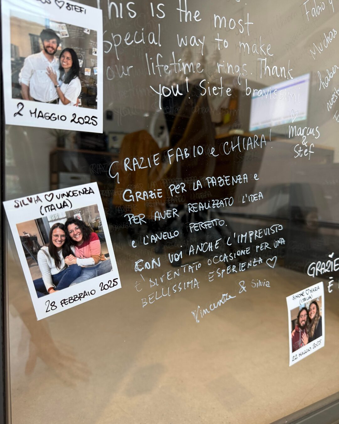 Recensioni di gioielli su misura in oro Fairmined 18k creati con Fàbera Jewelry.